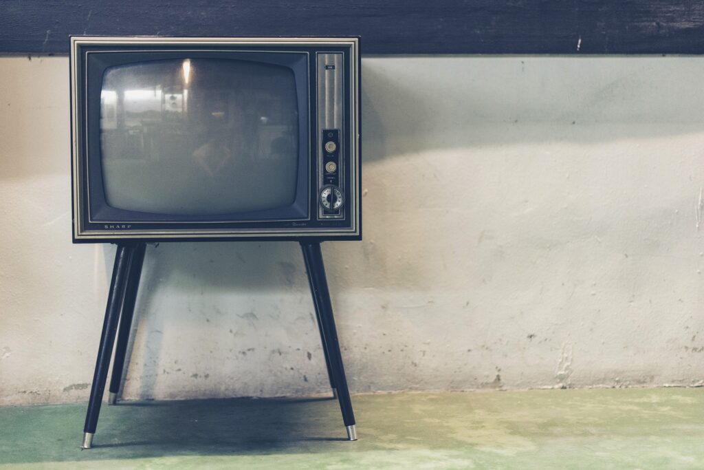 Das Ende des linearen Fernsehens? Ein Einblick in die Welt der IPTV-Plattformen
