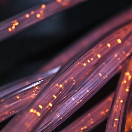 Schneller, stärker, zuverlässiger: Warum Glasfaser die beste Wahl für superschnelles Internet ist