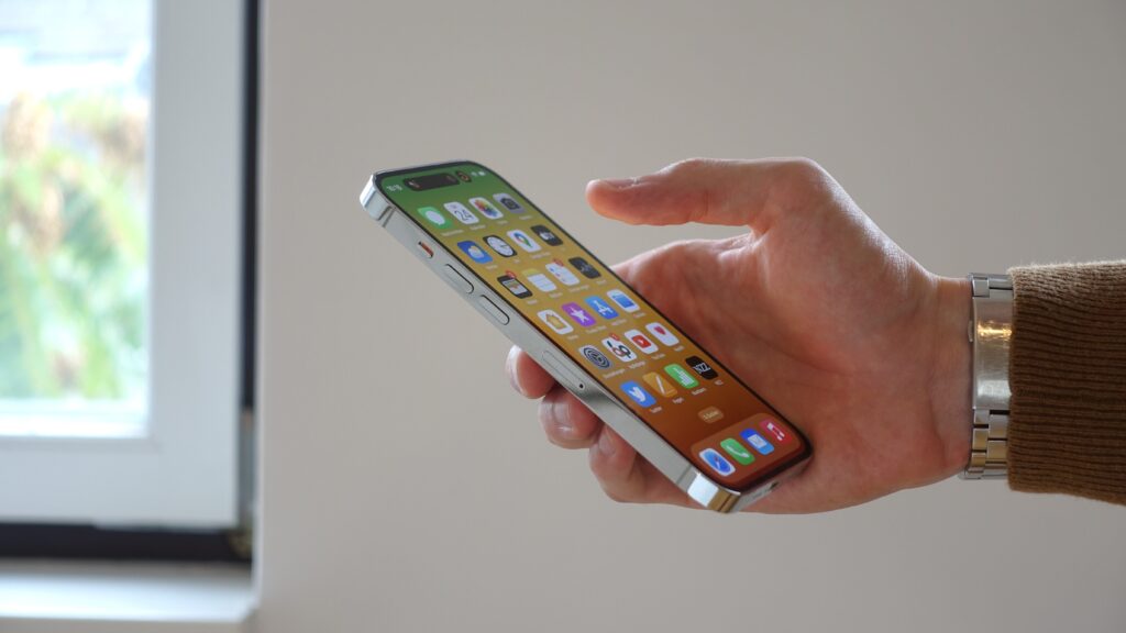 AirDrop funktioniert nicht: Das kann die Ursache sein 2 AirDrop funktioniert nicht, iPhone Fotos übertragen
