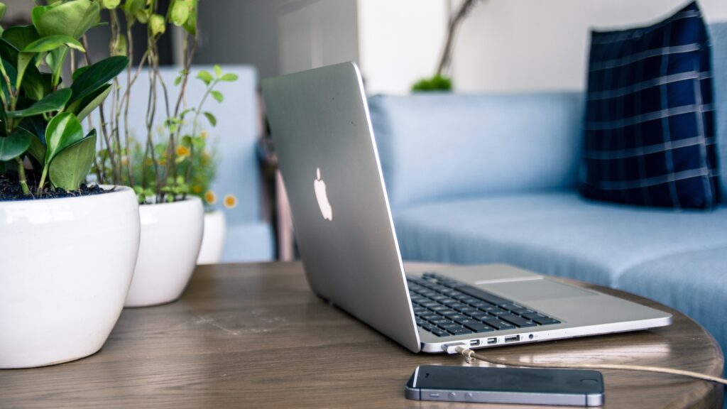 Smartphone wird heiß: Wann ist das normal? 3 tranmautritam macbook 1093641 edited